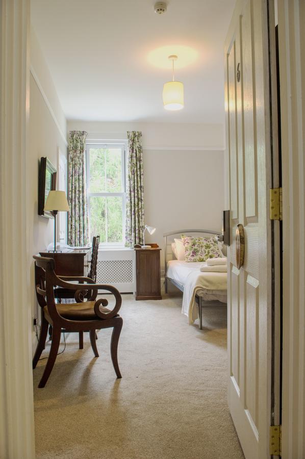 Claridge House Panzió Lingfield Kültér fotó